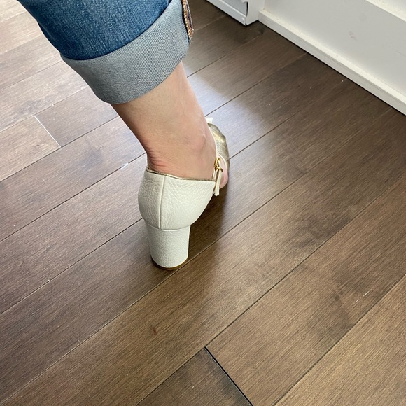 Matteo Bertoni, Italian, leather - Picture 7 of 10